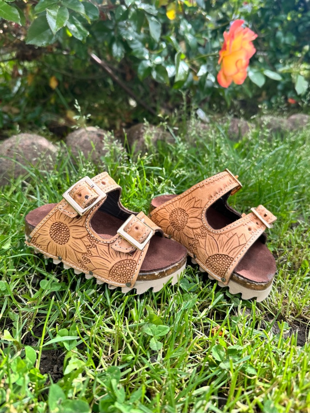 Rock'em Kids Leather Sunflower Sandals (Tan)